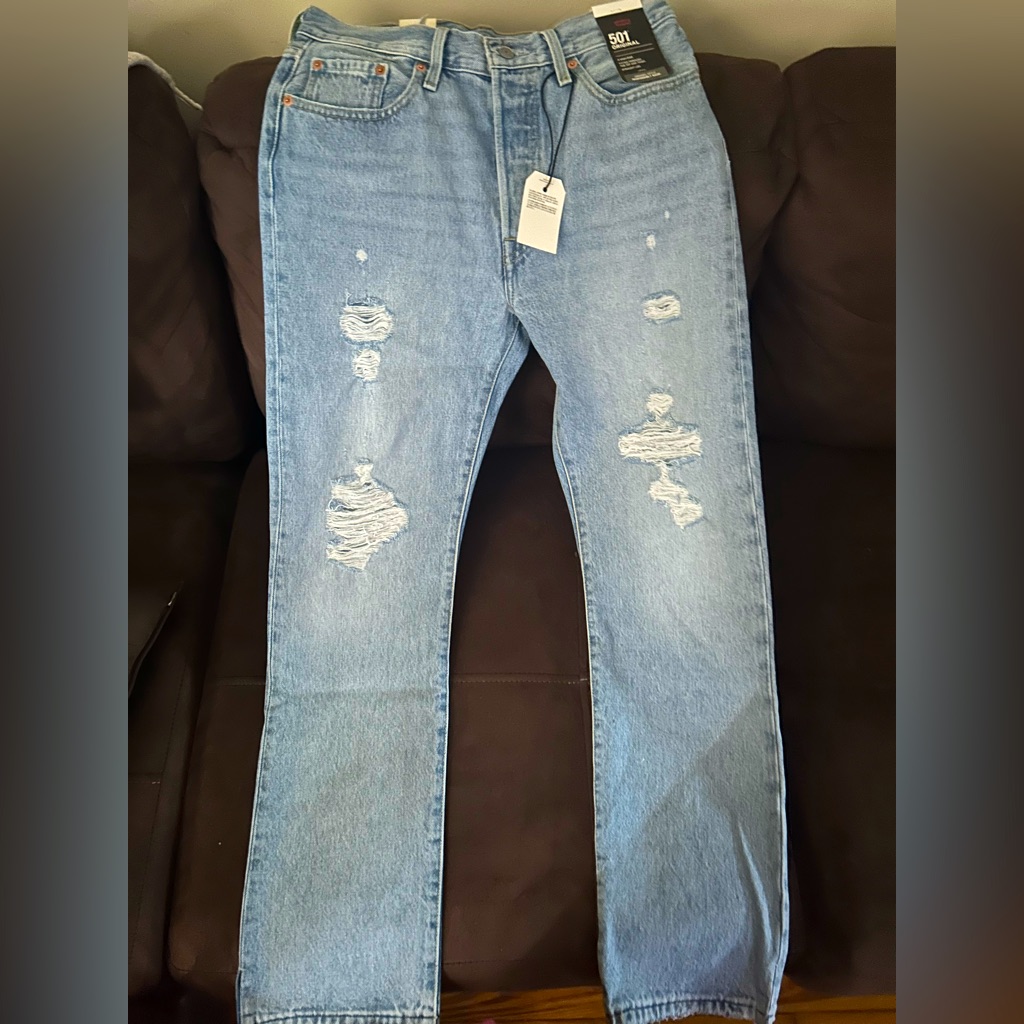 Brand New Levis 501 Original Fit Jeans